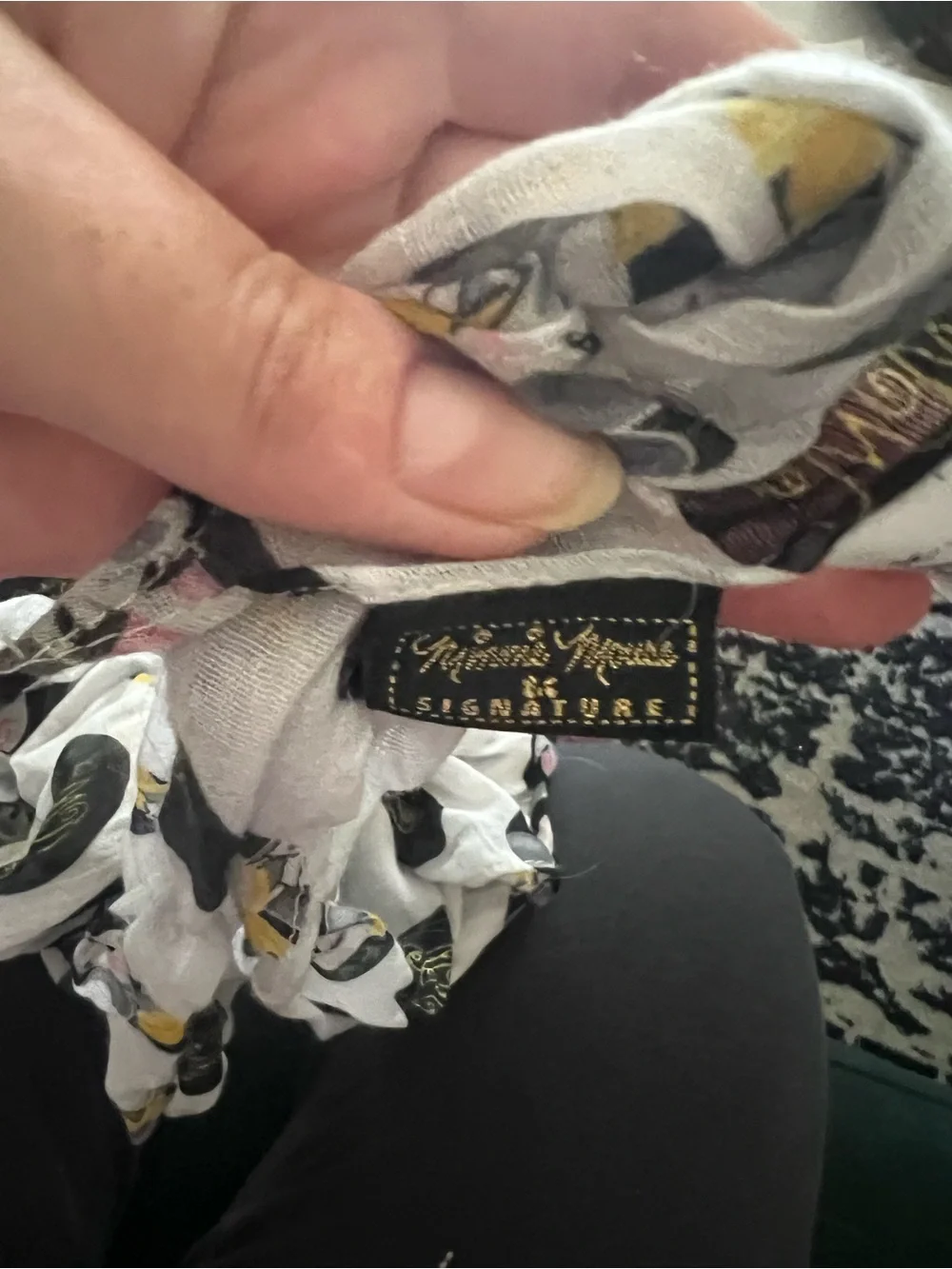 Disney Store Mini Mouse Lightweight White Printed Scarf - Women's Accessory